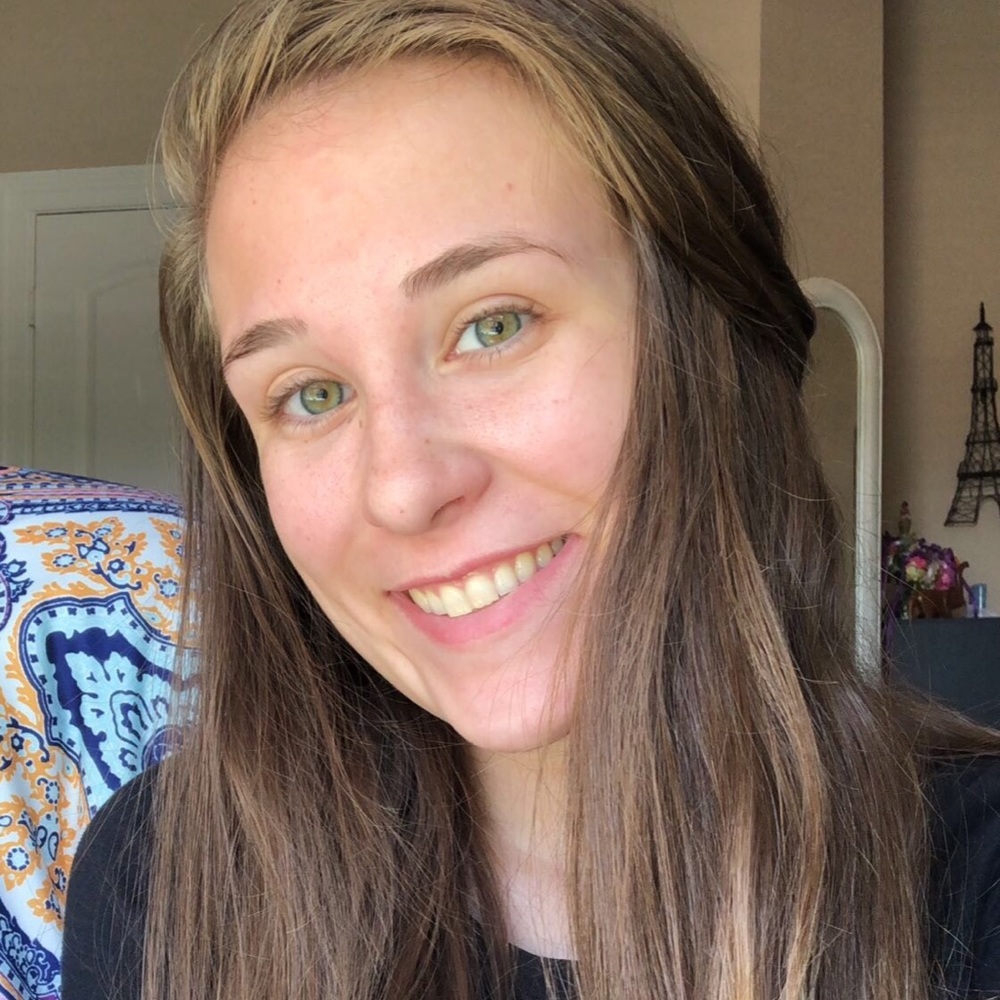 Meet your Posher, Stephanie